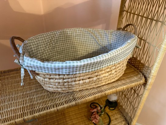 Vintage Check Green White Lining Woven Oval Basket