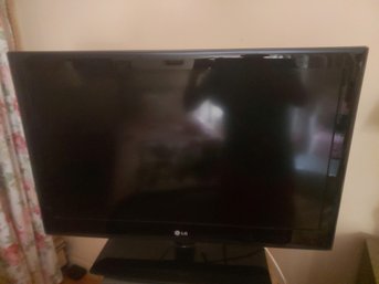 LG 32 Inch NON-SMART TV