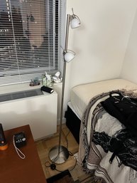 Adjustable Floor Lamp With 2-Lights