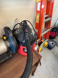 Craftsman Clean And Carry 2 Gallon Vacuum