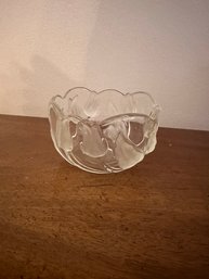 Vintage Clear Glass Bowl With Frosted Lily Design