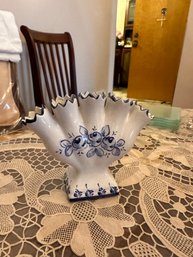 Vintage Elpa Alcobaca Portugal Art Deco Vase 5 Stem Blue And White