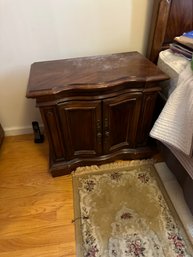 Vintage Mid Century Oak Folding 2 Doors End Table