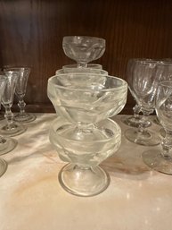 Beautiful Fountain Ware Ice Cream Dessert Dishes Frosted Glass Set