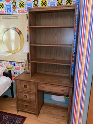 Medium Oak Desk With Hutch