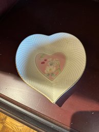Pretty Mikasa Ivory Bone China Heart Dish
