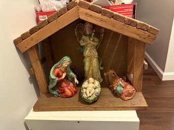 Wood Decor Figurine Of Jesus' Birth With Angel, Mary, And Manger