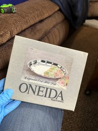 Chippendale Oval Mint Dish By Oneida - Made In America, Model 4735