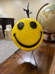 Smiley Face Round Desk Lamp