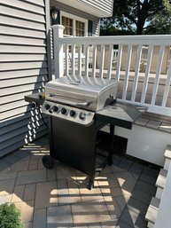 Char-broil Barbeque Gas Grill. Rusted And Some Burners Dont Work