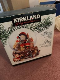 Kirkland Christmas Music Snow Globe Santa And Animals