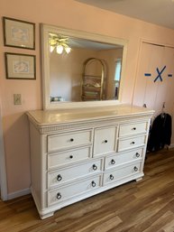 Beautiful White 9 Drawers Dresser With Mirror