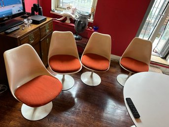 Set Of 4 Tulip Dining Chairs By Eero Saarinen For Knoll International 1970s Mcm Mid Century Modern