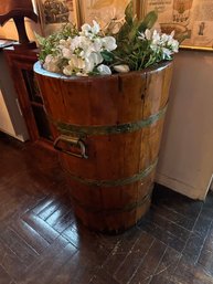 Primitive Wood Farm Barrel