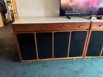 Spectacular MCM Paul McCobb Dresser Manufactured By H. Sacks & Sons Brookline, Mass Mid Century #1