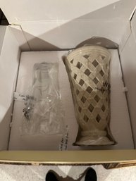 Classic Lenox Lattice Pierced Gold Rimmed Vase New In Box