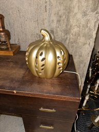 Gorgeous LED Filigree Pumpkin Metallic Copper Lamp Decor