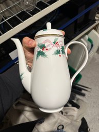 Mikasa Ribbon Holly Coffee Pot