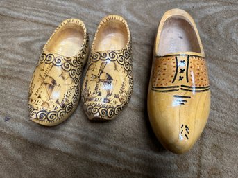 Holland Hand Carved Wooden Clogs Shoes