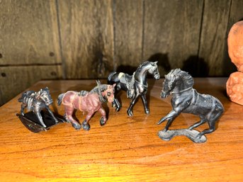 4 Horse Figures