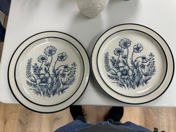 Japan Stoneware Sango Dinner Plates Set Of 2