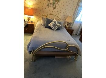 Elegant Art Deco Brass Metal Carved Italian Style Bed With Mattress. NO SHEETS OR PILLOWS
