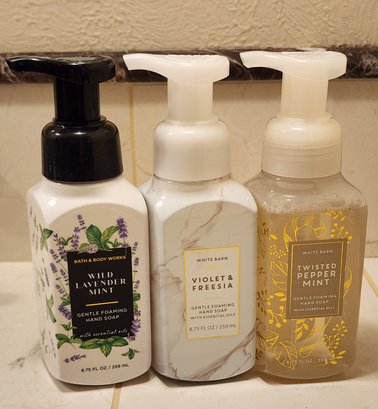 (3) Assorted BATH AND BODY WORKS Soap Selections #4
