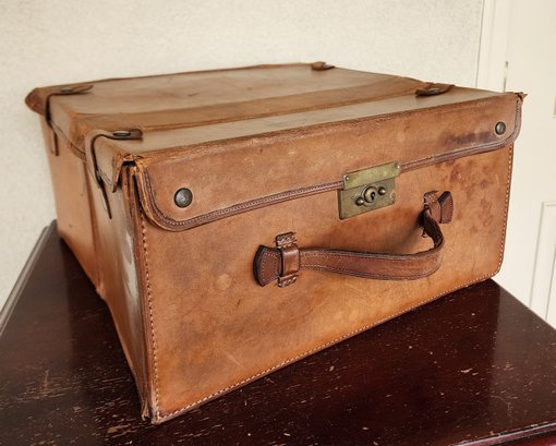 Vintage Leather Storage Snap Button Box