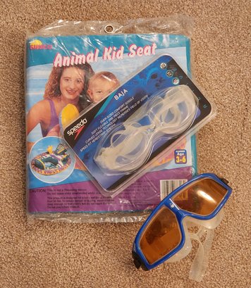 Pool Time Bundle : Goggles And Float Kid Seat