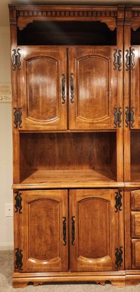 Vintage TENNESSEE FURNITURE INDUSTRIES Wooden Heirloom Display Cabinet #1
