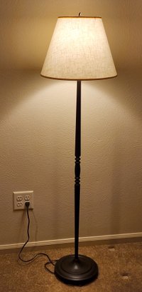 Contemporary Metal Base Floor Lamp