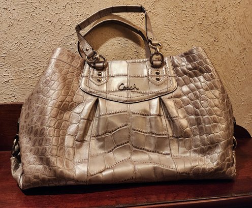 Ladies COACH Leather Handbag Purse