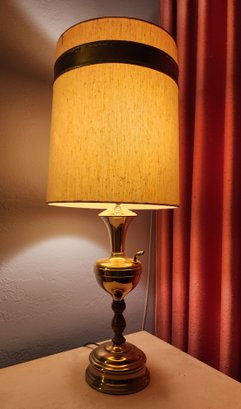 Vintage Mid Century Modern Brass Base Table Lamp