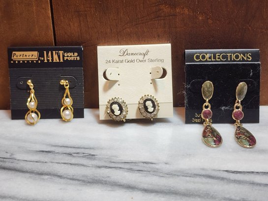 Assortment Of Vintage Earrings #S48