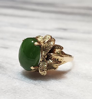 Stunning Vintage Handmade Artisan 14k Yellow Gold Cocktail Ring With Green Center Stone