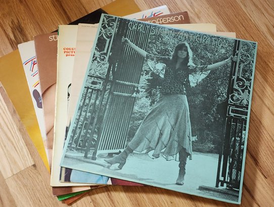 Assortment Of Vintage Vinyl Records Feat CARLY SIMON ANTICIPATION