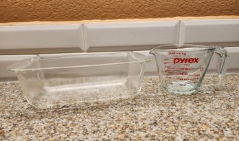 (2) PYREX Kitchen Selections- Measuring Cup And Casserole Dish