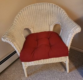 Vintage White Woven Wicker Lounge Chair #1