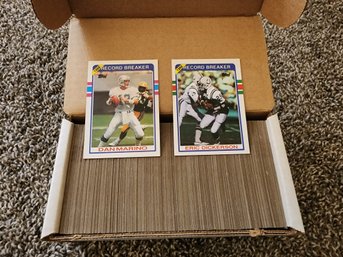 Vintage 1989 TOPPS NFL Complete NFL Football Trading Card Set