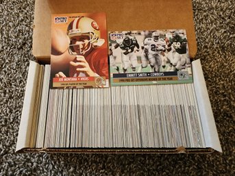 Vintage 1991 PRO SET NFL Football Trading Card Set