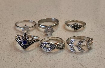 Assortment Of (6) Costume Jewery Silver Tone Rings