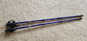 Pre Owned MOUNTAINSMITH Pinnacle Brand Walking Sticks