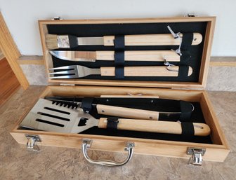 Full BBQ Utensil Cookware Set With Wooden Storage Case