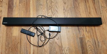 SAMSUNG HW-K450 Sound Bar With Remote