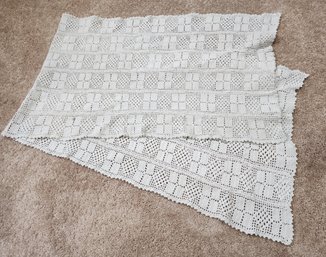 Vintage White Crochet Centerpiece Table Runner