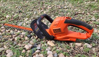 Black And Decker Garden Hedge Trimmer CORDED