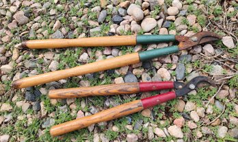 (2) Wood Shaft Yard Garden Looper Tools