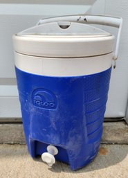 IGLOO 2-Gallon Sport Blue Cooler