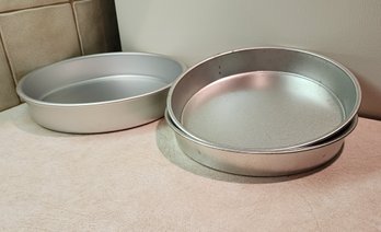 (3) Round Baking Pans