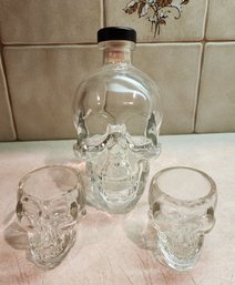 Glassware Liquor Skull With (2) Drinking Glasses